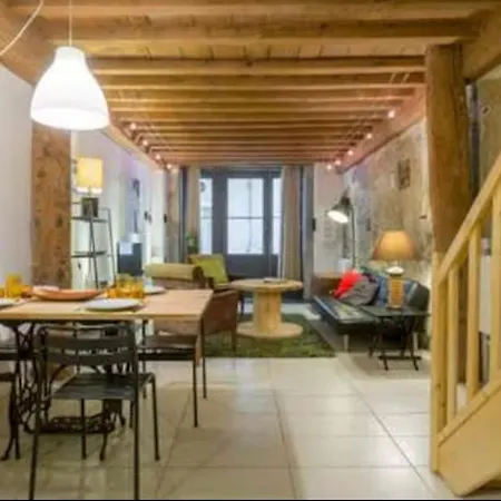 Apartment Superbe Duplex, 70m2 Place Bellecour Lyon
